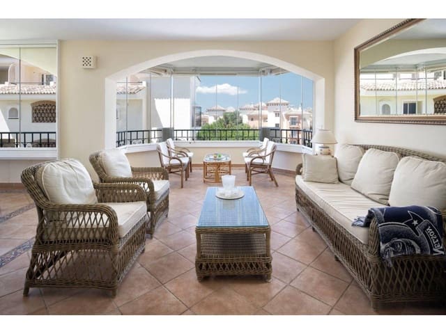 3 Zimmer Wohnung zu vermieten in Elviria, Marbella mit Pool Garage - 3.500 € (Ref: 9343367)