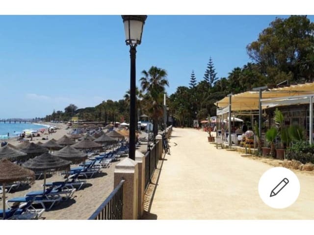 Appartement de 3 chambres à louer à Marbella avec piscine garage - 2 000 € (Ref: 9343368)