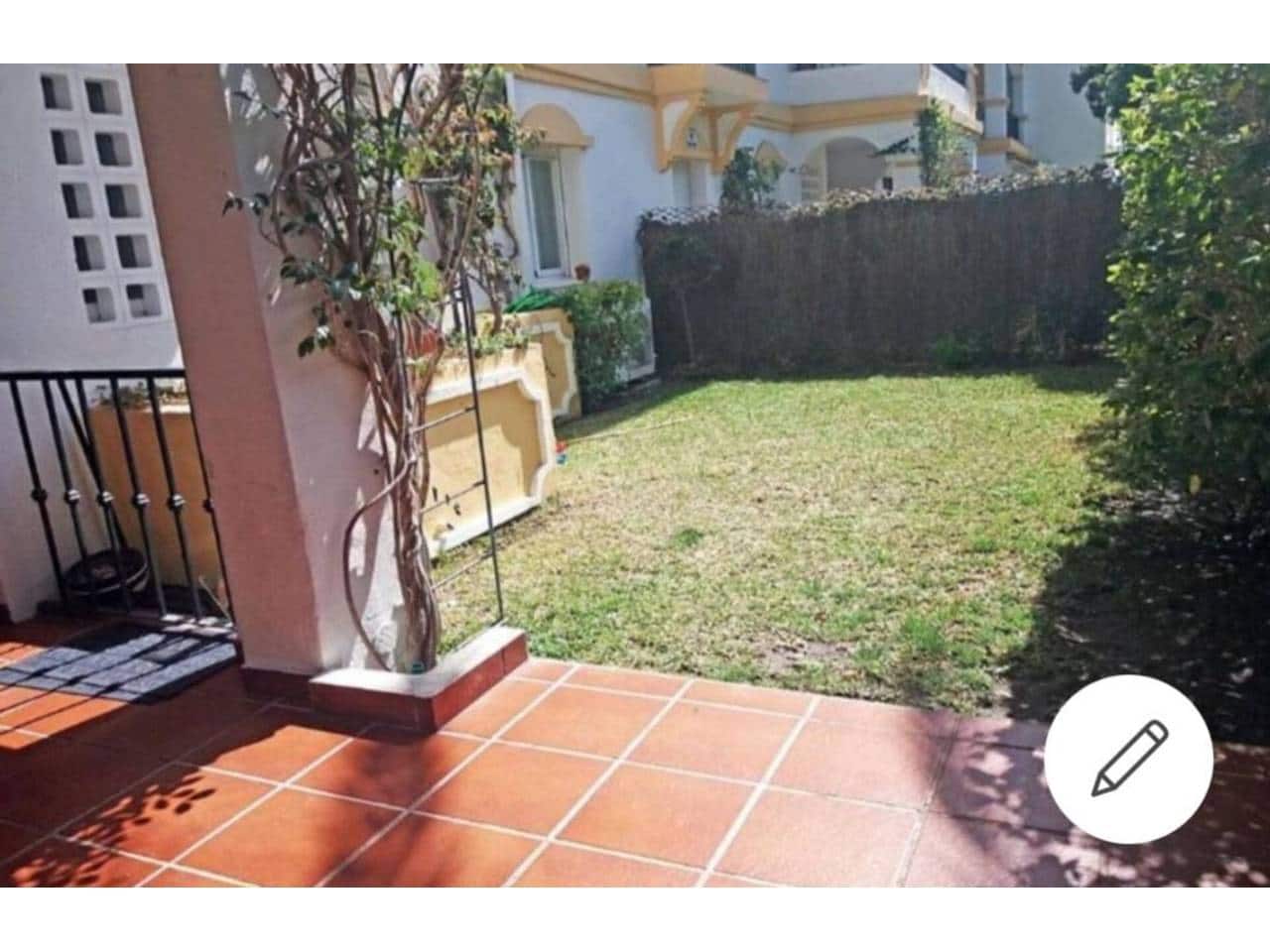 Appartement de 3 chambres à louer à Marbella avec piscine garage - 2 000 € (Ref: 9343368)