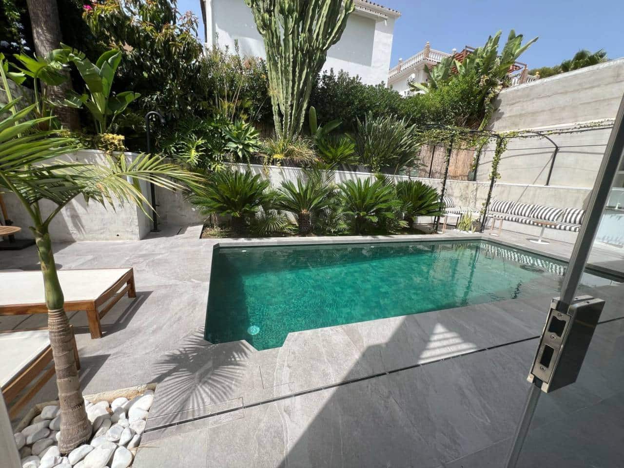 5 Zimmer Villa zu vermieten in Marbella mit Pool Garage - 9.500 € (Ref: 9343369)