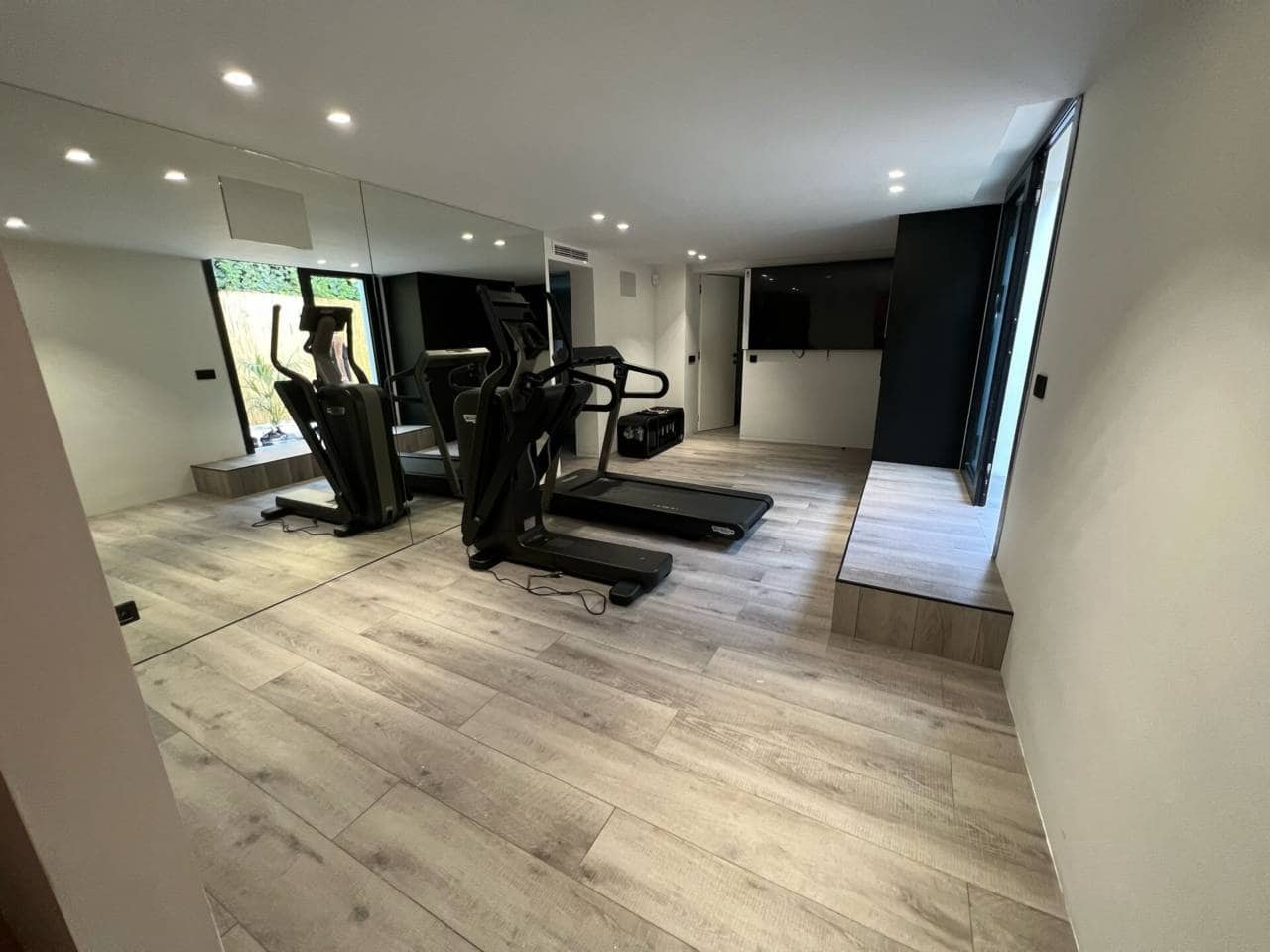 5 Zimmer Villa zu vermieten in Marbella mit Pool Garage - 9.500 € (Ref: 9343369)