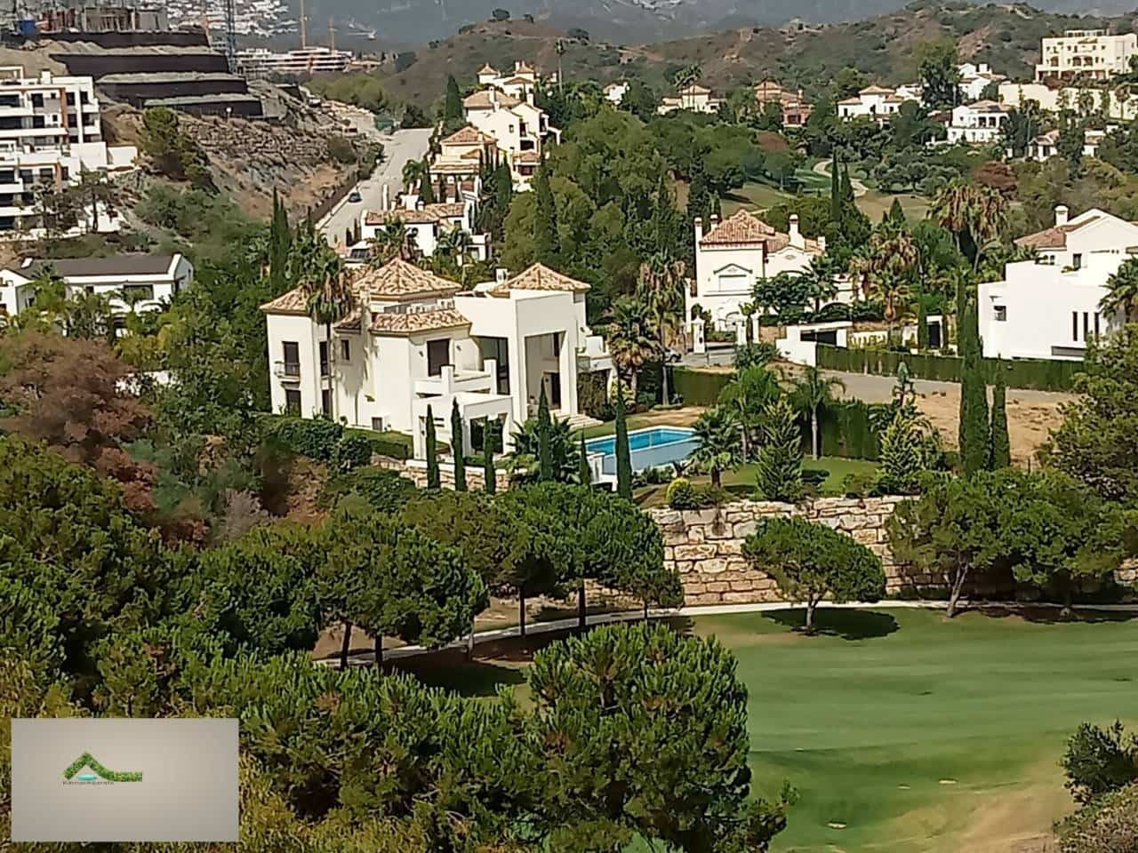 3 Zimmer Wohnung zu verkaufen in La Quinta mit Pool Garage - 950.000 € (Ref: 9343373)