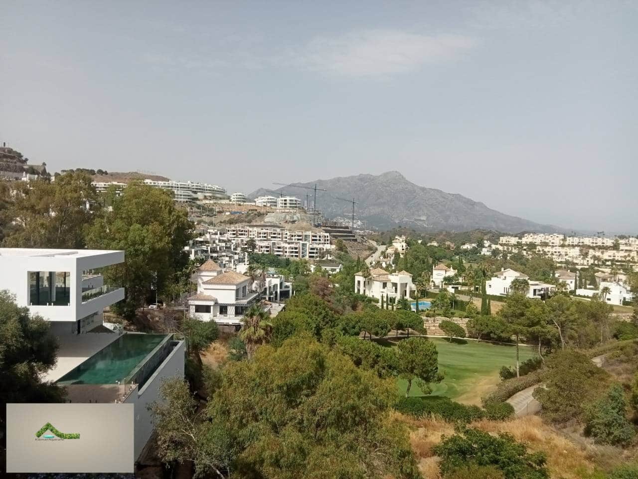 3 Zimmer Wohnung zu verkaufen in La Quinta mit Pool Garage - 950.000 € (Ref: 9343373)