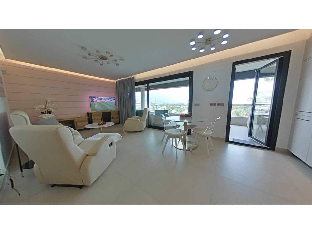 3 Zimmer Wohnung zu verkaufen in La Quinta mit Pool Garage - 950.000 € (Ref: 9343373)