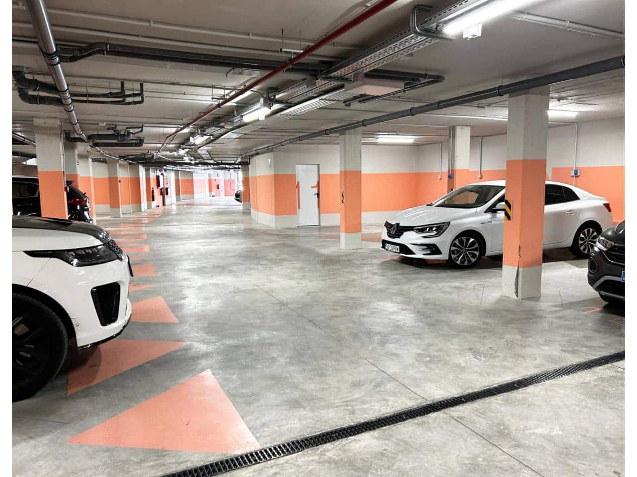 3 Zimmer Wohnung zu verkaufen in La Quinta mit Pool Garage - 950.000 € (Ref: 9343373)