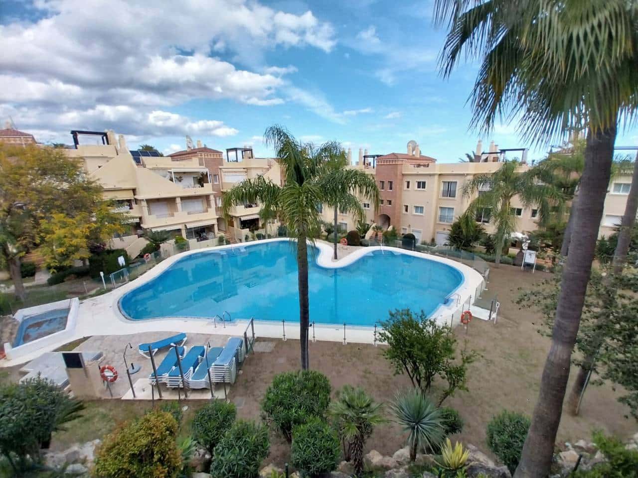 3 bedroom Flat for sale in Bel-Air with pool garage - € 399,000 (Ref: 9343374)