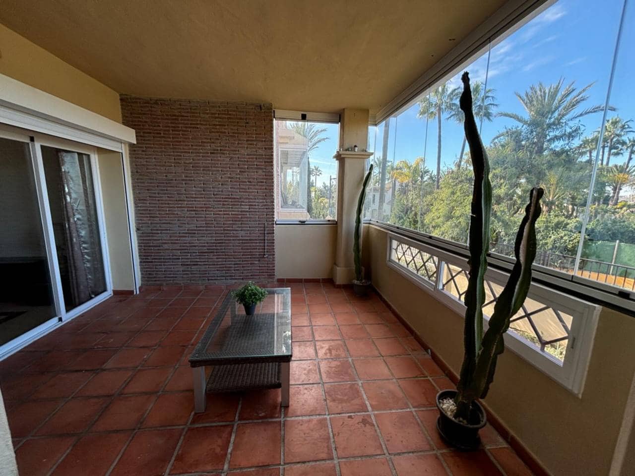 3 bedroom Flat for sale in Bel-Air with pool garage - € 399,000 (Ref: 9343374)