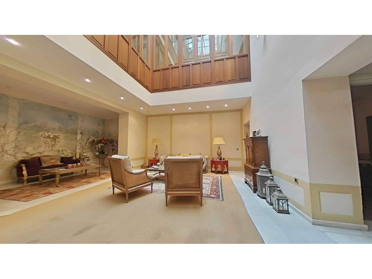 5 sypialnia Dom szeregowy na sprzedaż w Miasto Sewilla z garażem - 2 550 000 € (Ref: 9343375)