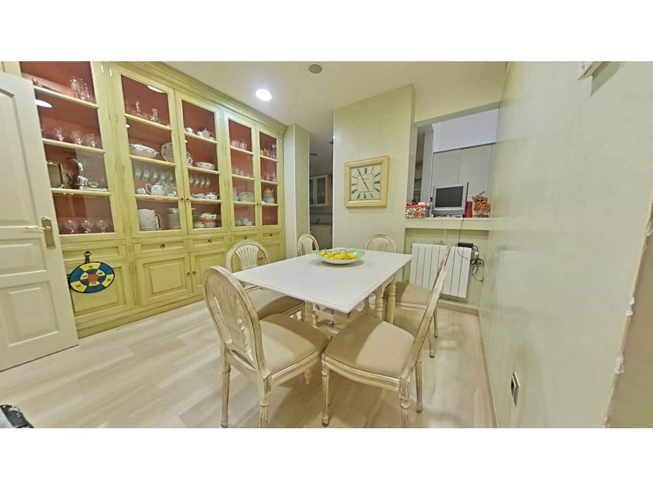 5 sypialnia Dom szeregowy na sprzedaż w Miasto Sewilla z garażem - 2 550 000 € (Ref: 9343375)