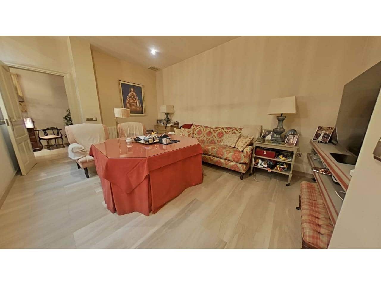 5 sypialnia Dom szeregowy na sprzedaż w Miasto Sewilla z garażem - 2 550 000 € (Ref: 9343375)