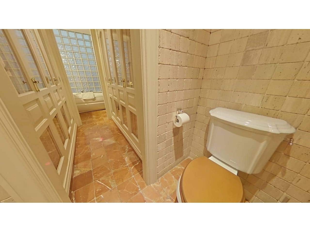 5 sypialnia Dom szeregowy na sprzedaż w Miasto Sewilla z garażem - 2 550 000 € (Ref: 9343375)