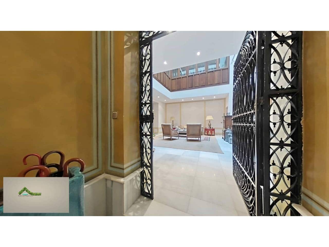 5 sypialnia Dom szeregowy na sprzedaż w Miasto Sewilla z garażem - 2 550 000 € (Ref: 9343375)