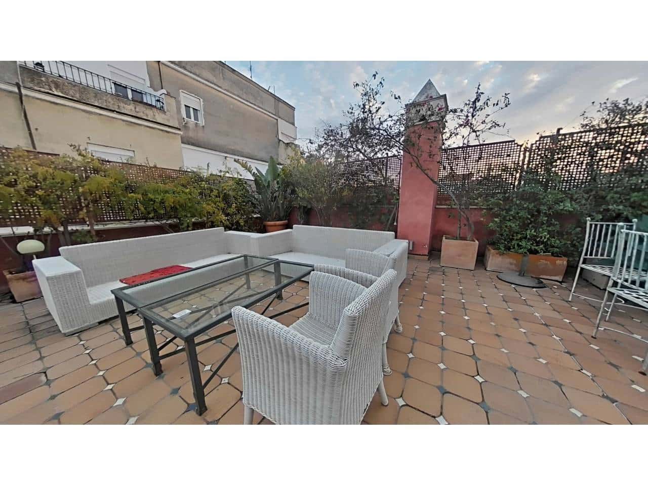 5 sypialnia Dom szeregowy na sprzedaż w Miasto Sewilla z garażem - 2 550 000 € (Ref: 9343375)