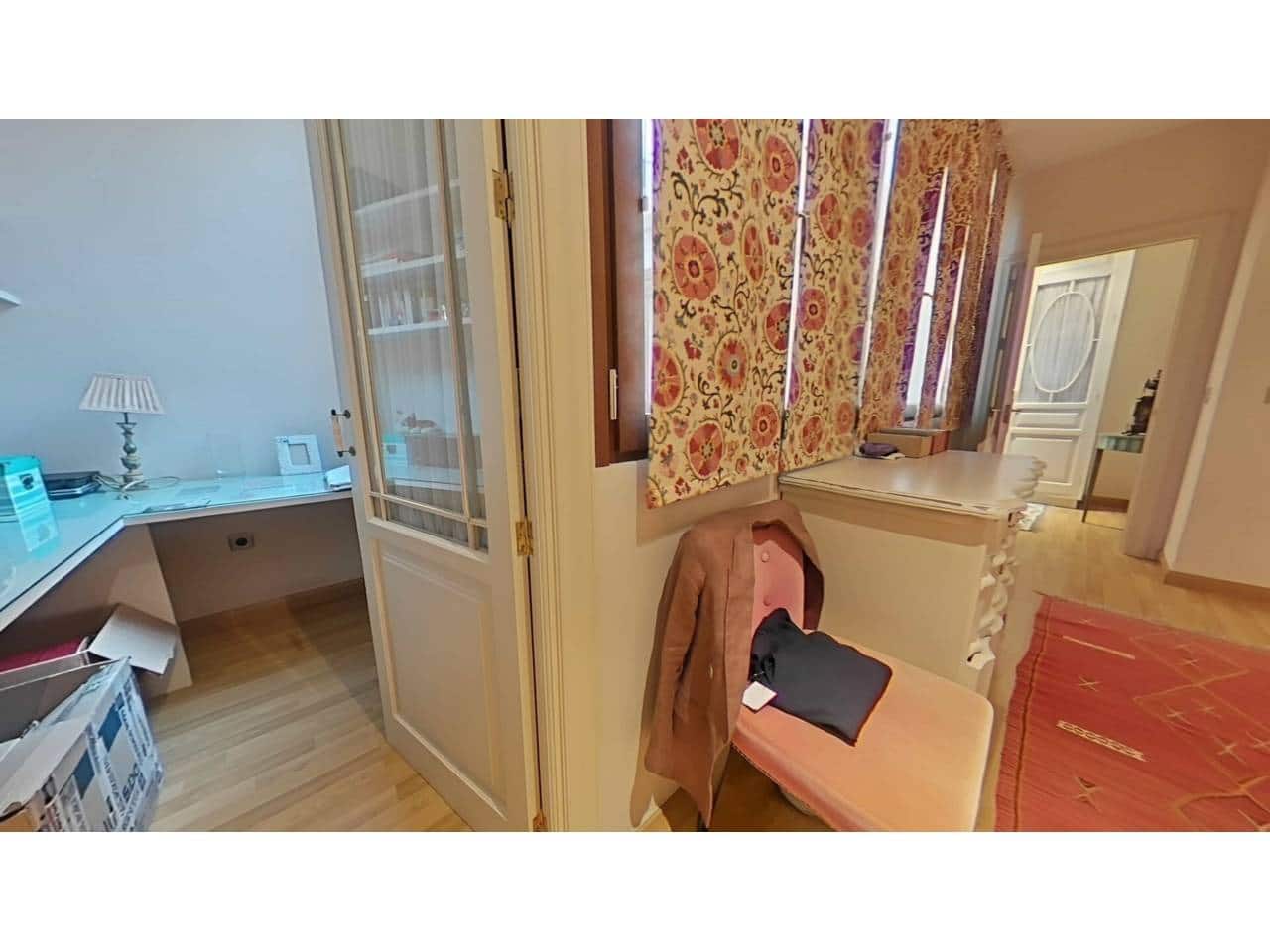 5 sypialnia Dom szeregowy na sprzedaż w Miasto Sewilla z garażem - 2 550 000 € (Ref: 9343375)