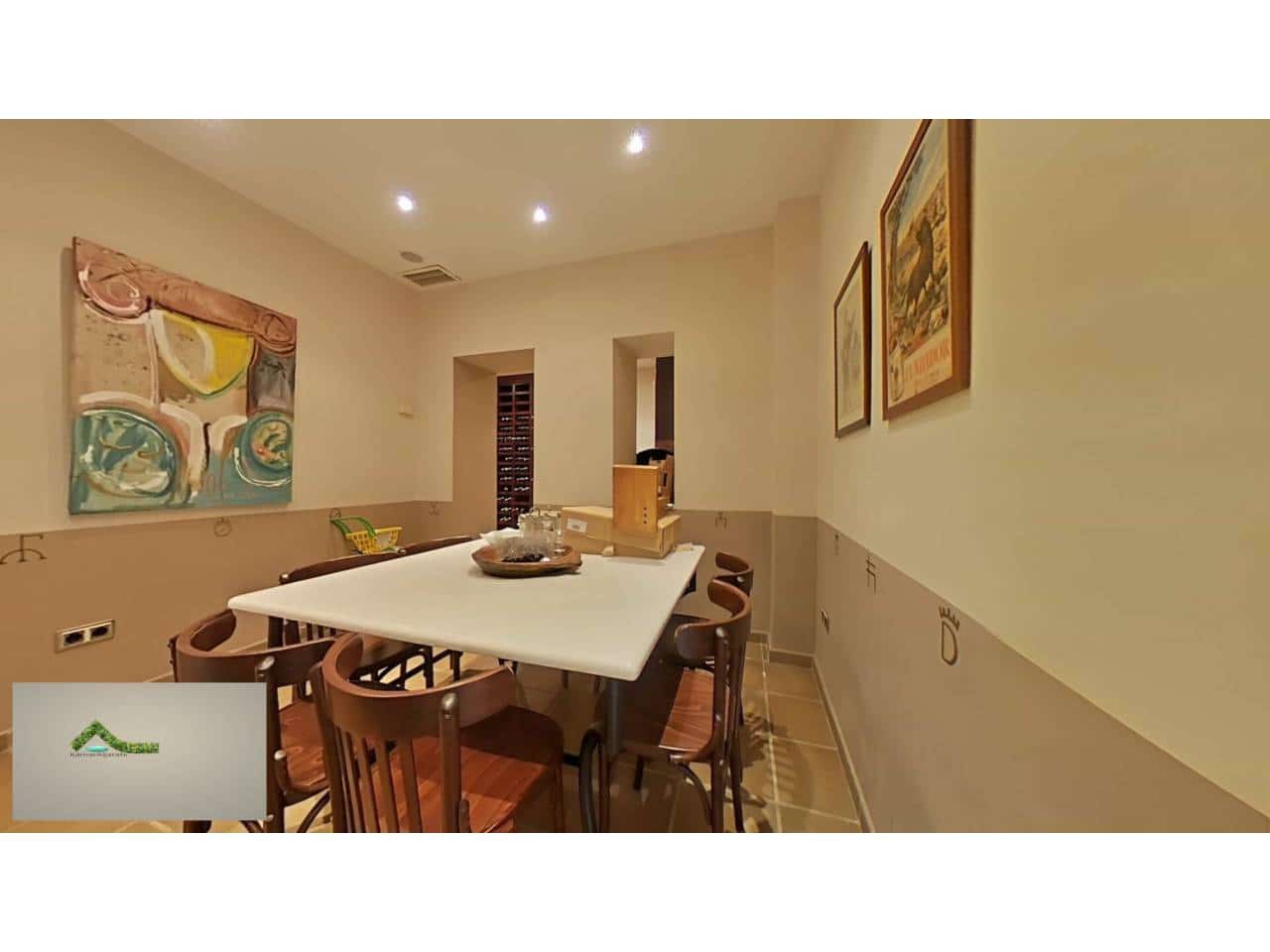 5 sypialnia Dom szeregowy na sprzedaż w Miasto Sewilla z garażem - 2 550 000 € (Ref: 9343375)