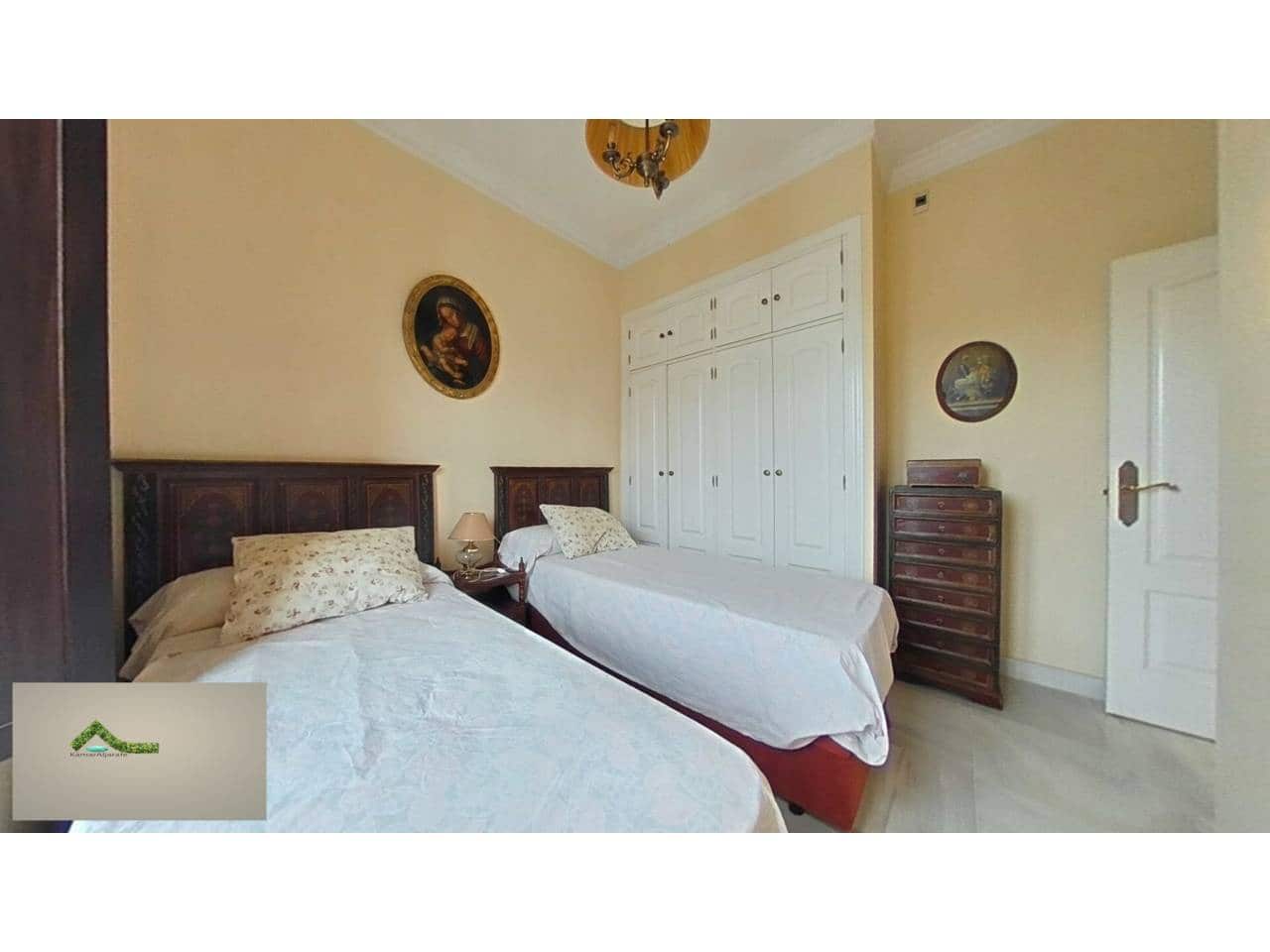 4 soveværelse Lejlighed til leje i Sevilla by - € 2.000 (Ref: 9343376)