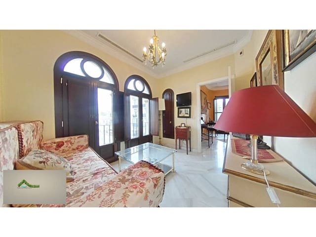 4 bedroom Flat for rent in Alfalfa, Seville city - € 2,000 (Ref: 9343376)