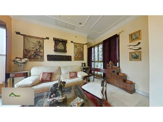 4 bedroom Flat for rent in Alfalfa, Seville city - € 2,000 (Ref: 9343376)