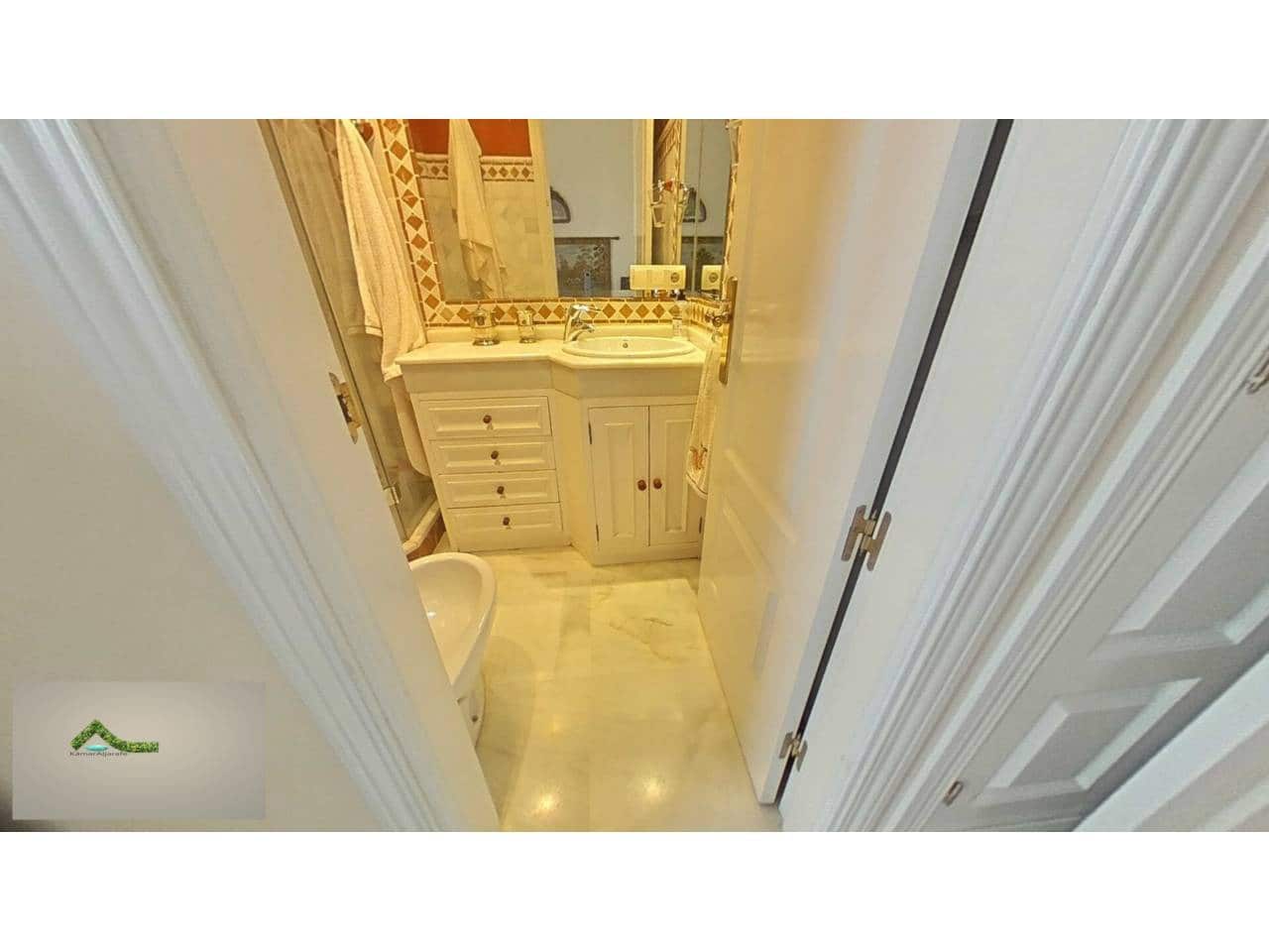 4 soveværelse Lejlighed til leje i Sevilla by - € 2.000 (Ref: 9343376)