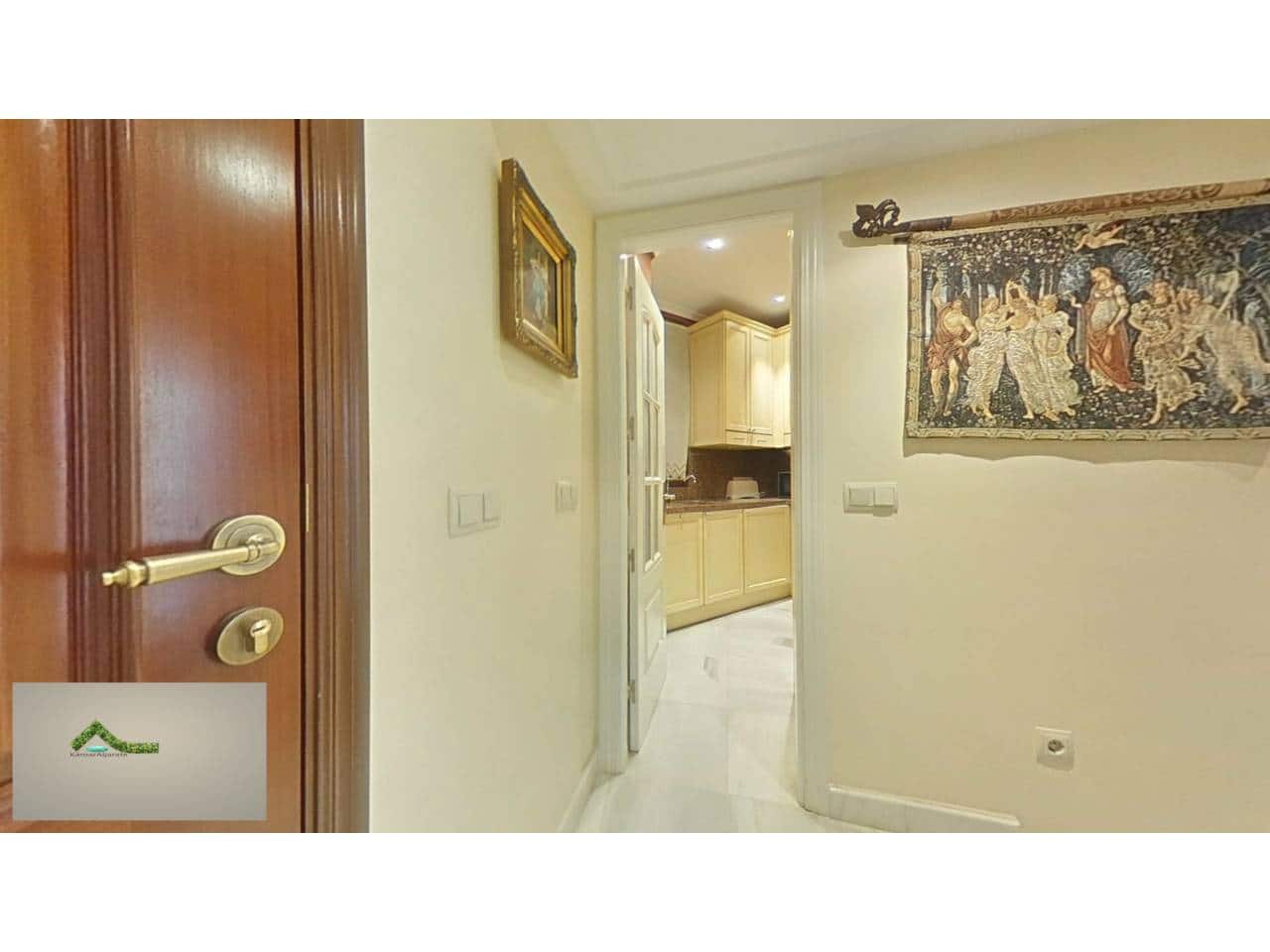 4 soveværelse Lejlighed til leje i Sevilla by - € 2.000 (Ref: 9343376)