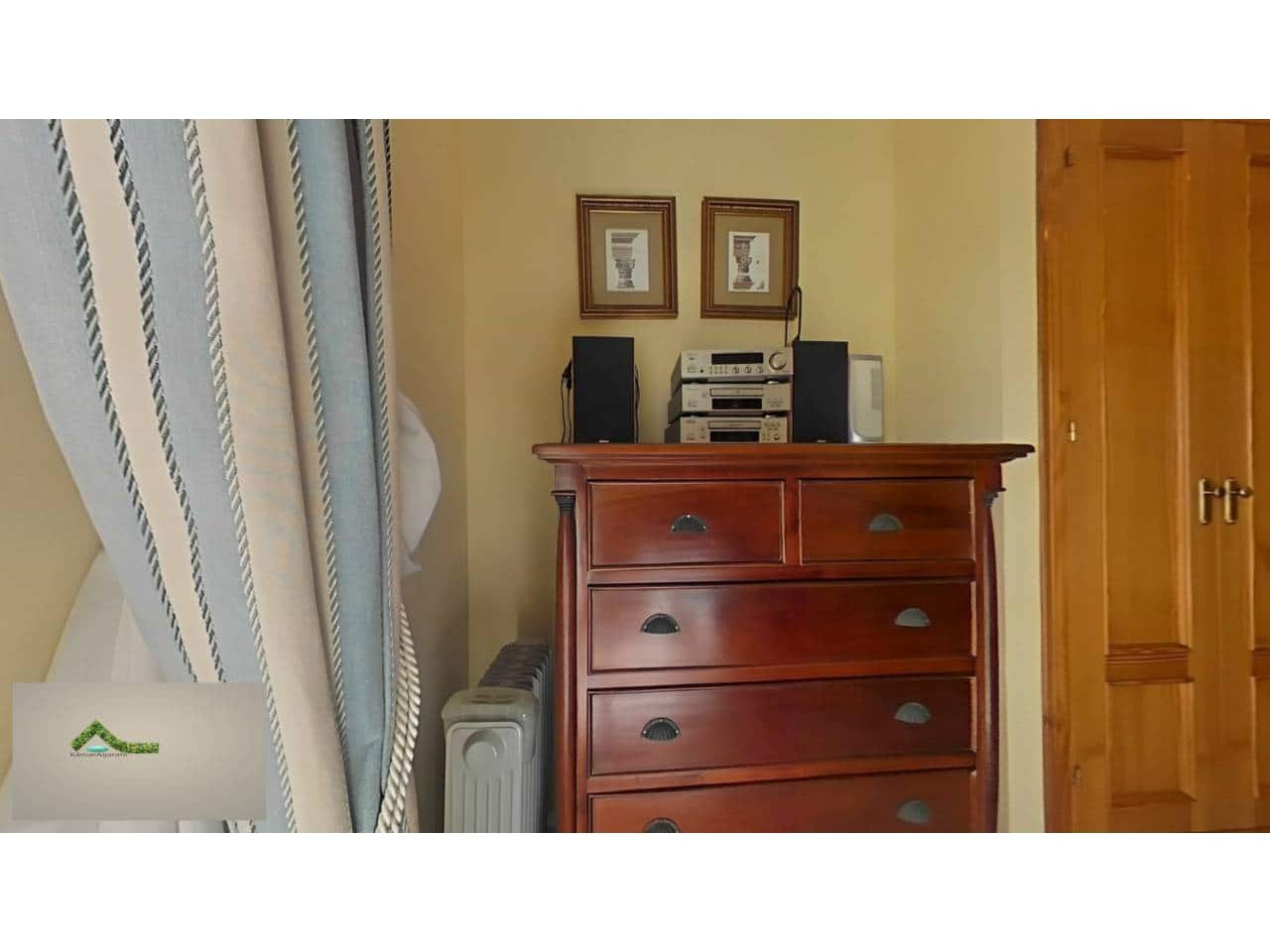 3 Zimmer Wohnung zu vermieten in Estepona mit Garage - 4.900 € (Ref: 9343379)