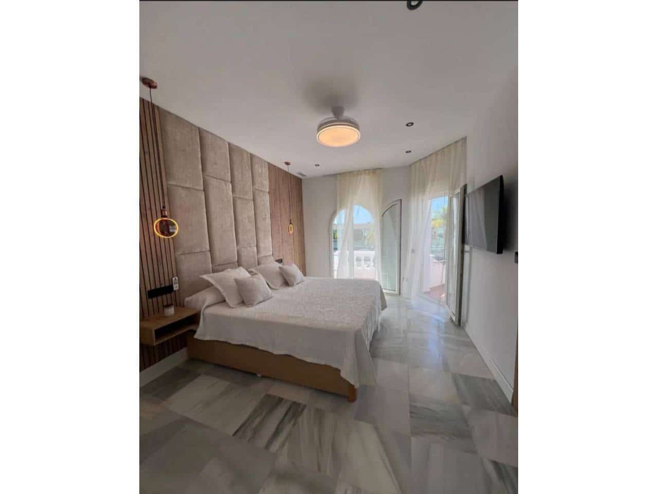 3 makuuhuone Rivitalo vuokrattavana paikassa Marbella mukana uima-altaan 
autotalli - 4 950 € (Ref: 9343380)