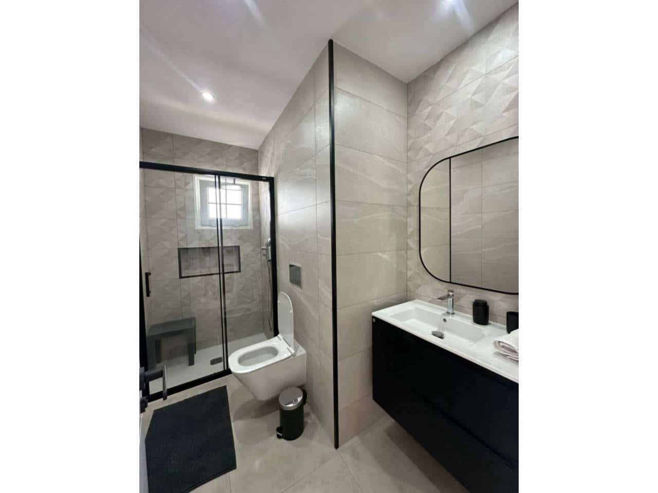 3 makuuhuone Rivitalo vuokrattavana paikassa Marbella mukana uima-altaan 
autotalli - 4 950 € (Ref: 9343380)