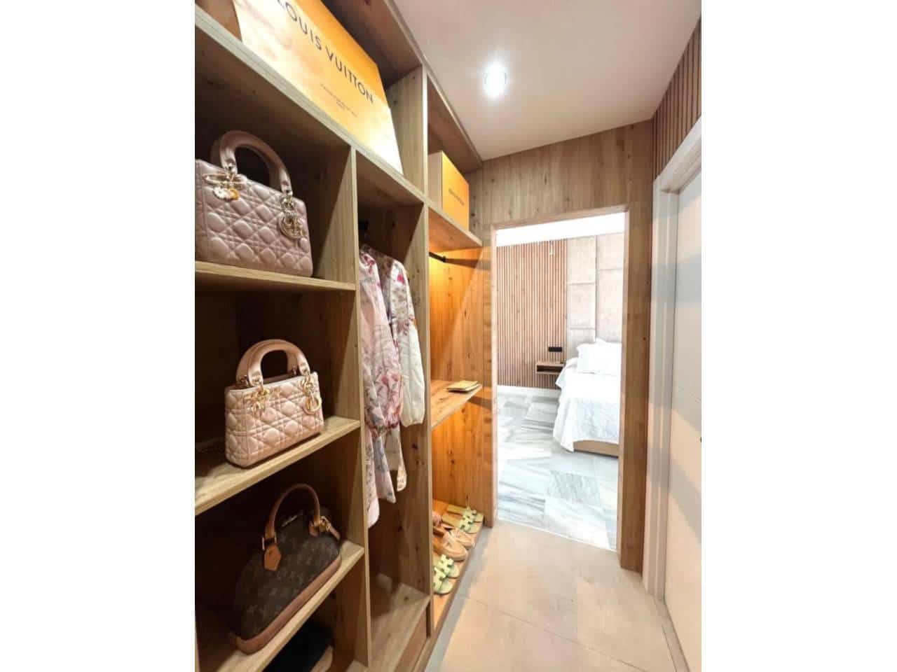 3 makuuhuone Rivitalo vuokrattavana paikassa Marbella mukana uima-altaan 
autotalli - 4 950 € (Ref: 9343380)