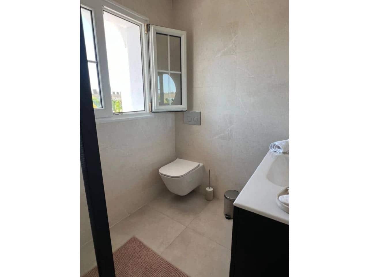 3 makuuhuone Rivitalo vuokrattavana paikassa Marbella mukana uima-altaan 
autotalli - 4 950 € (Ref: 9343380)