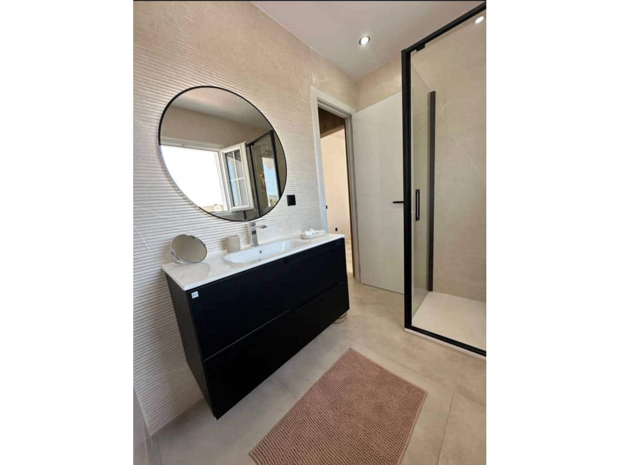 3 makuuhuone Rivitalo vuokrattavana paikassa Marbella mukana uima-altaan 
autotalli - 4 950 € (Ref: 9343380)