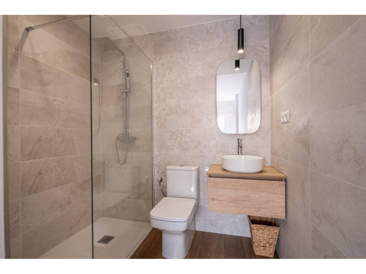 3 bedroom Flat for rent in Estepona with garage - € 2,700 (Ref: 9343382)