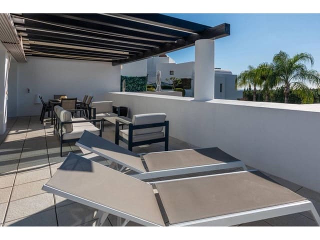 2 bedroom Flat for rent in Benahavís with pool garage - € 3,500 (Ref: 9343383)