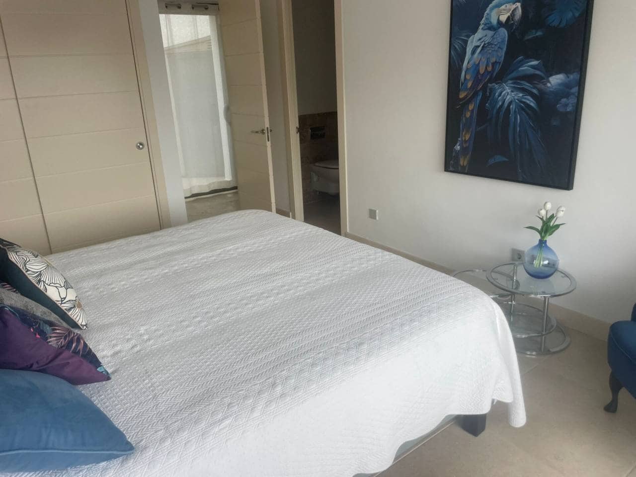 2 Zimmer Wohnung zu vermieten in Benahavis mit Pool Garage - 3.500 € (Ref: 9343383)