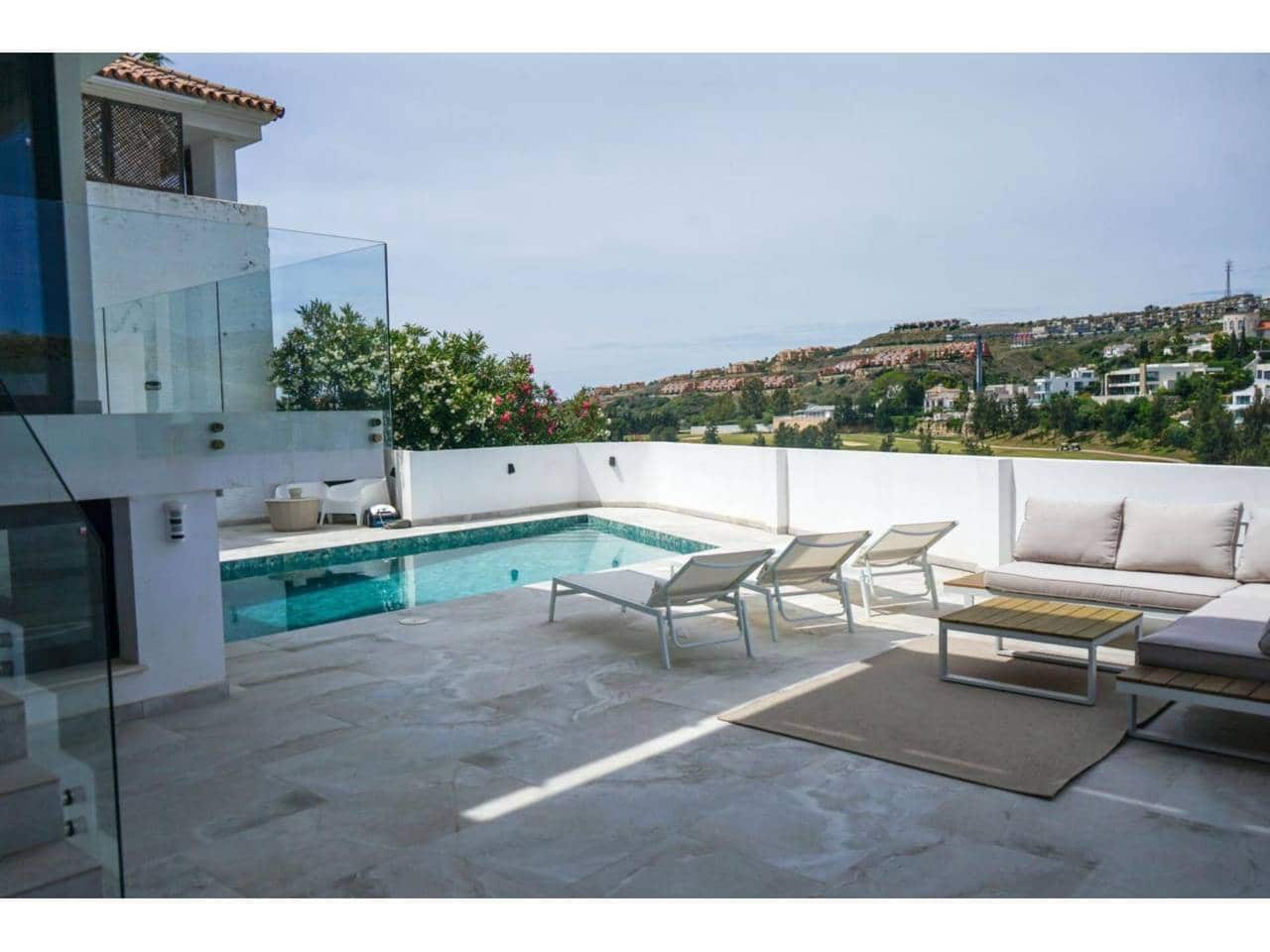 5 Zimmer Villa zu verkaufen in Benahavis mit Pool Garage - 1.299.000 € (Ref: 9343384)