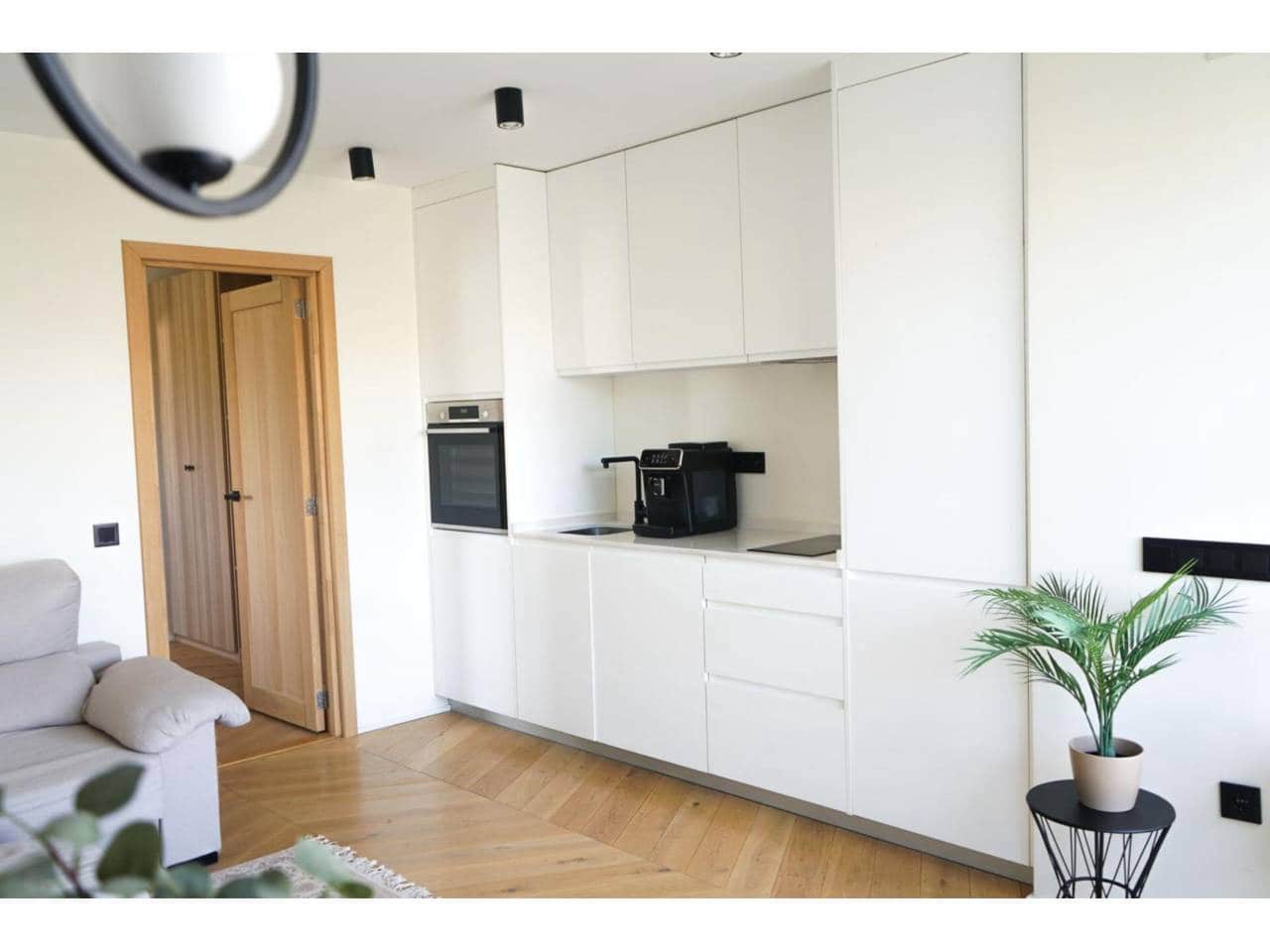 5 Zimmer Villa zu verkaufen in Benahavis mit Pool Garage - 1.299.000 € (Ref: 9343384)