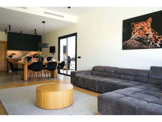 5 bedroom Villa for sale in Benahavís with pool garage - € 1,299,000 (Ref: 9343384)