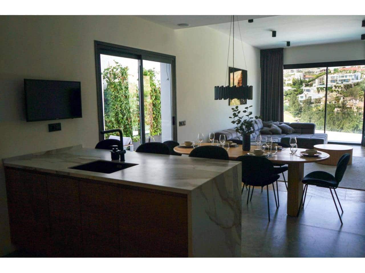 5 Zimmer Villa zu verkaufen in Benahavis mit Pool Garage - 1.299.000 € (Ref: 9343384)