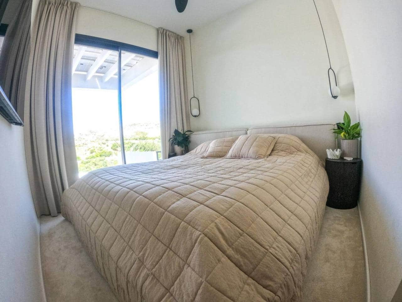 5 Zimmer Villa zu verkaufen in Benahavis mit Pool Garage - 1.299.000 € (Ref: 9343384)