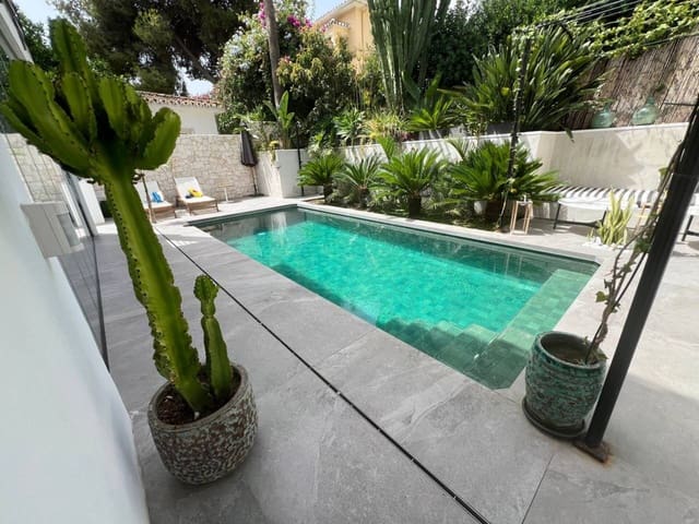 5 Zimmer Villa zu verkaufen in Marbella mit Pool Garage - 2.200.000 € (Ref: 9343385)