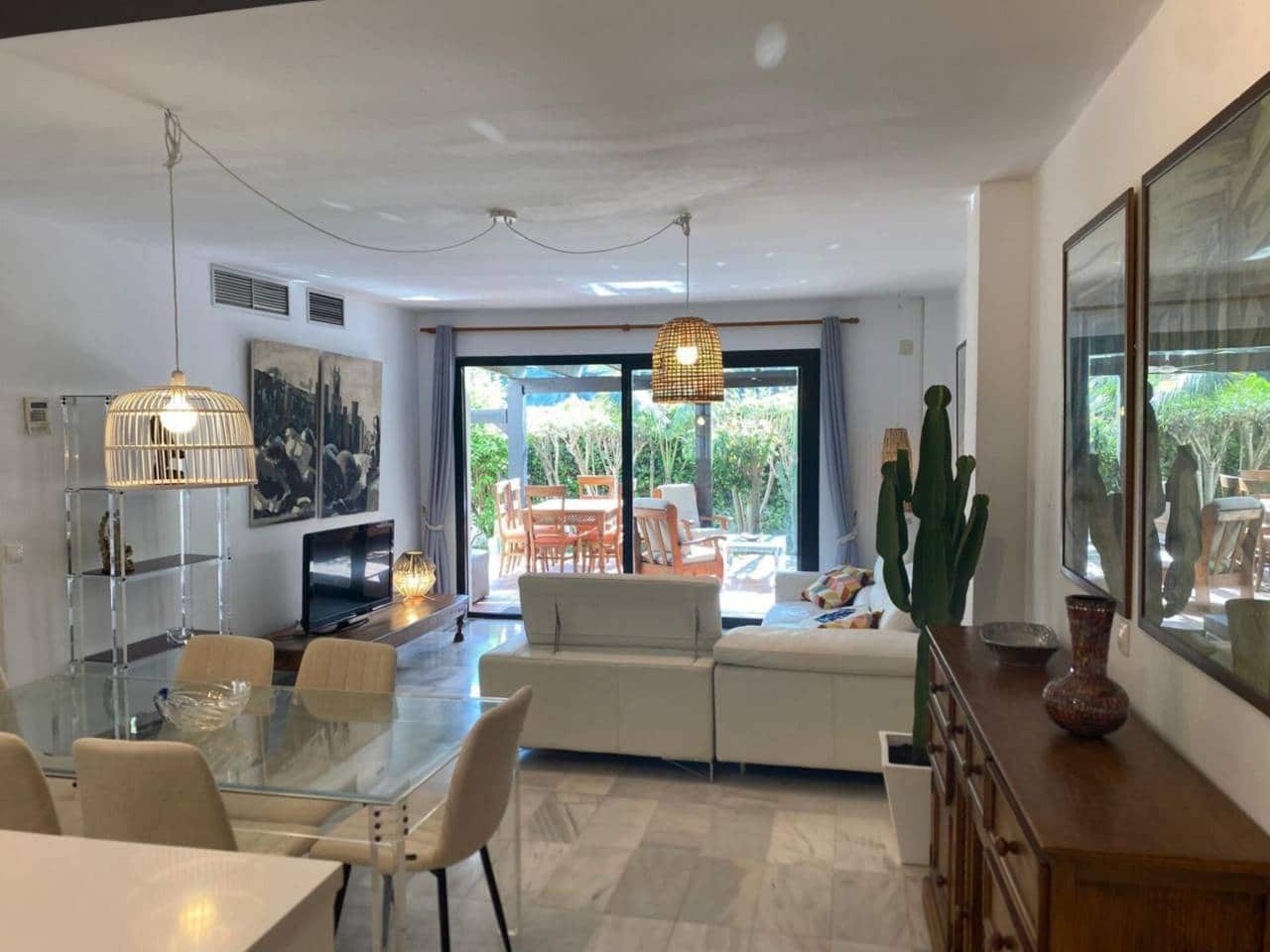 3 soverom Leilighet til leie i Puerto Banus med svømmebasseng garasje - € 3 500 (Ref: 9356600)
