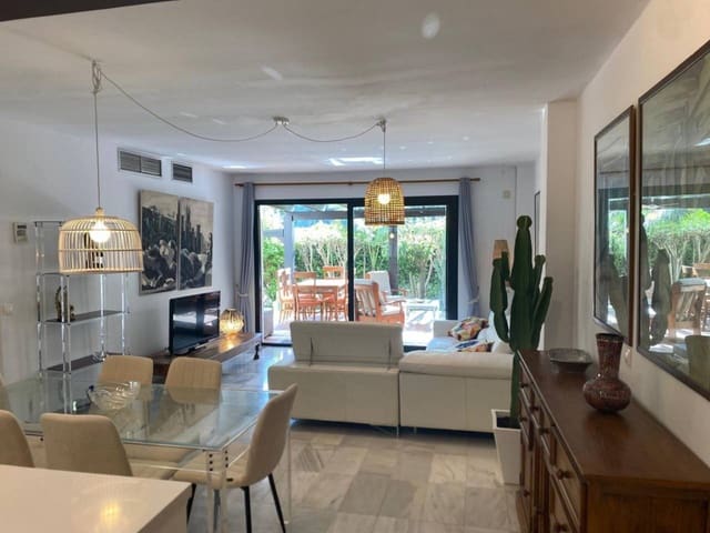 3 soverom Leilighet til leie i Puerto Banus, Marbella med svømmebasseng garasje - € 3 500 (Ref: 9356600)