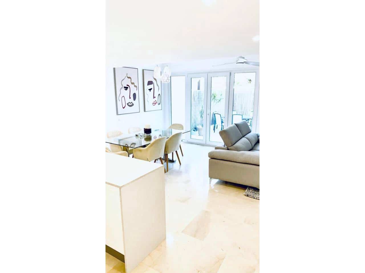 4 makuuhuone Rivitalo vuokrattavana paikassa Puerto Banus mukana uima-altaan 
autotalli - 4 000 € (Ref: 9357005)