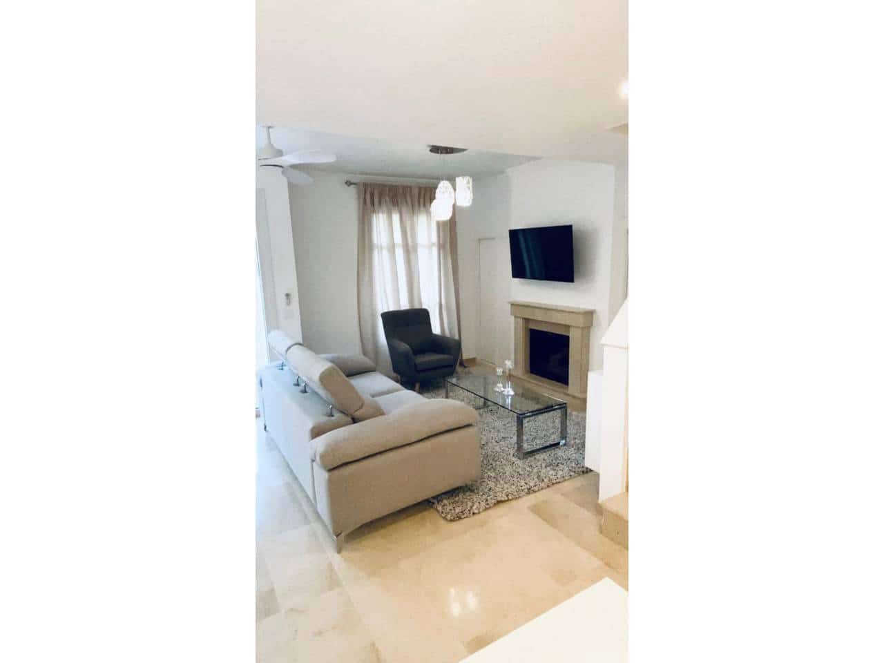 4 makuuhuone Rivitalo vuokrattavana paikassa Puerto Banus mukana uima-altaan 
autotalli - 4 000 € (Ref: 9357005)