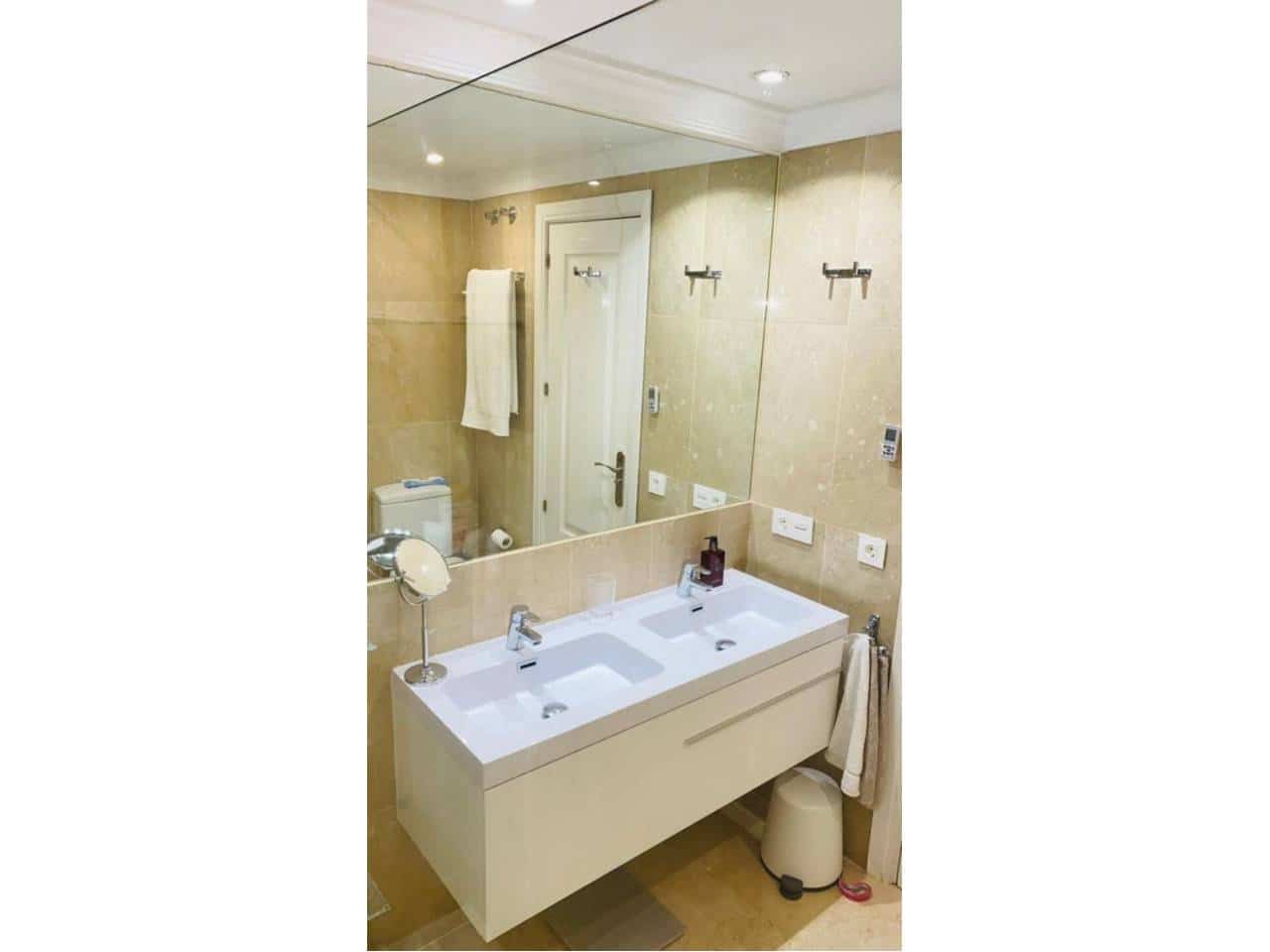 4 makuuhuone Rivitalo vuokrattavana paikassa Puerto Banus mukana uima-altaan 
autotalli - 4 000 € (Ref: 9357005)