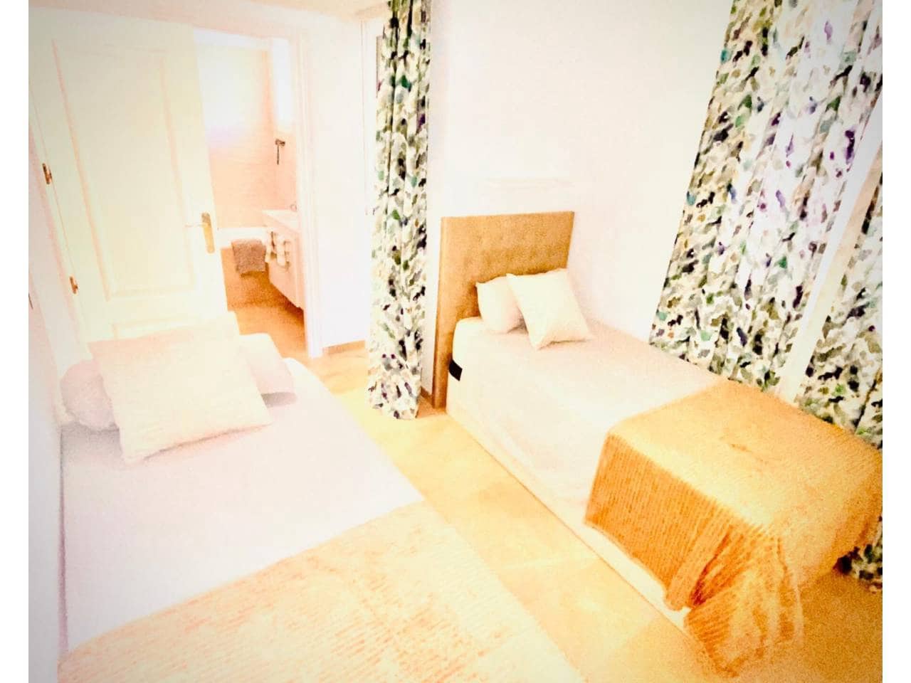 4 makuuhuone Rivitalo vuokrattavana paikassa Puerto Banus mukana uima-altaan 
autotalli - 4 000 € (Ref: 9357005)