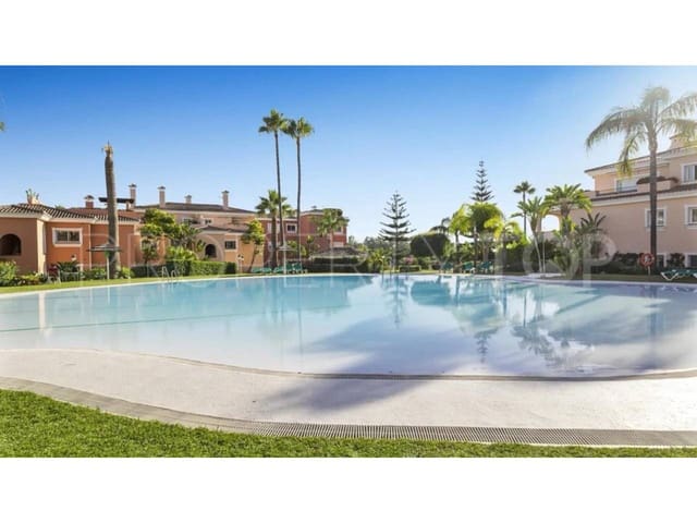 3 slaapkamer Penthouse te huur in Costalita, Estepona met zwembad garage - € 3.500 (Ref: 9387096)