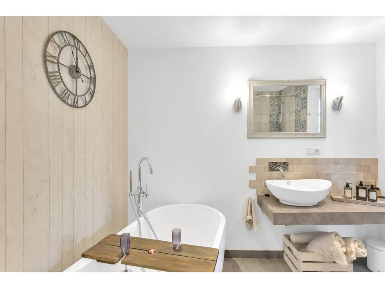 6 Zimmer Villa zu vermieten in Marbella mit Pool Garage - 7.800 € (Ref: 9395616)