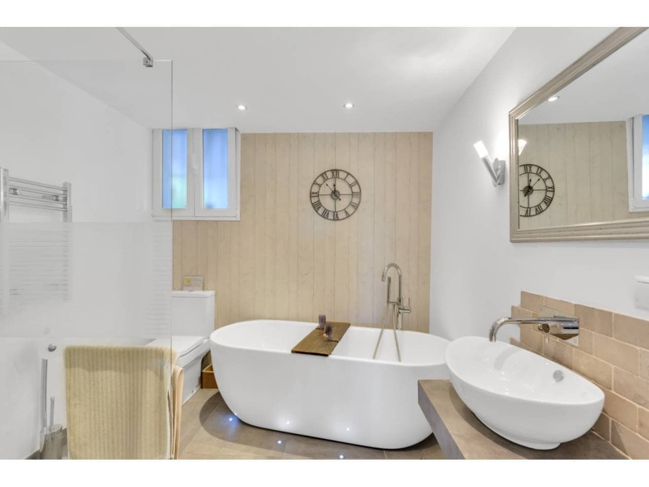 6 Zimmer Villa zu vermieten in Marbella mit Pool Garage - 7.800 € (Ref: 9395616)