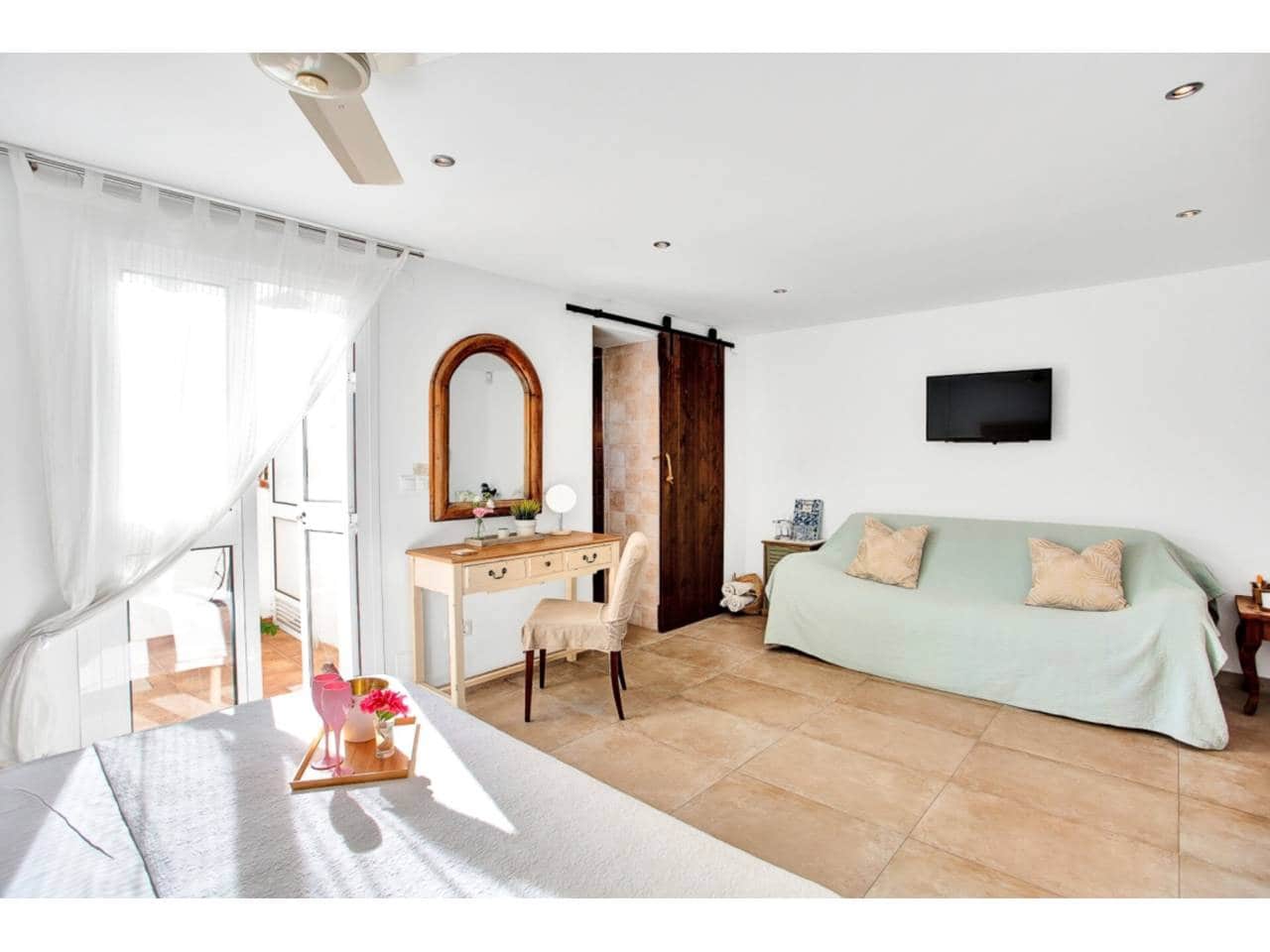 6 Zimmer Villa zu vermieten in Marbella mit Pool Garage - 7.800 € (Ref: 9395616)