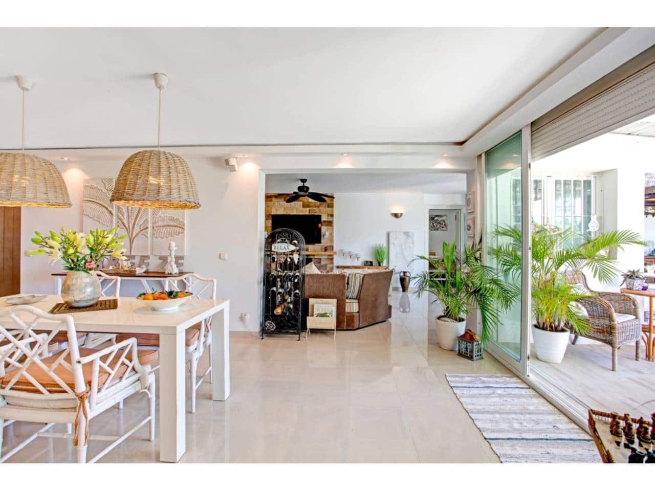 6 Zimmer Villa zu vermieten in Marbella mit Pool Garage - 7.800 € (Ref: 9395616)